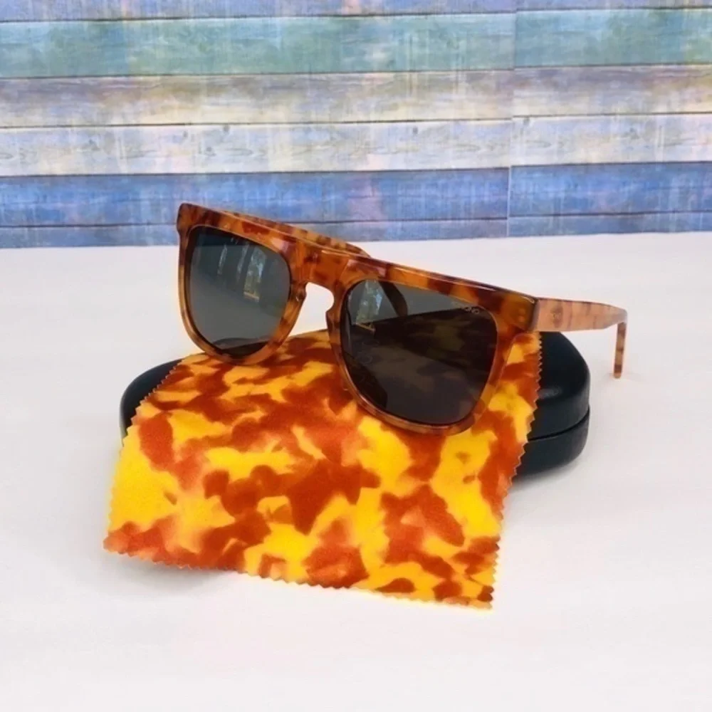 KOMONO Bennet Caramel Demi Sunglasses (NEW)
